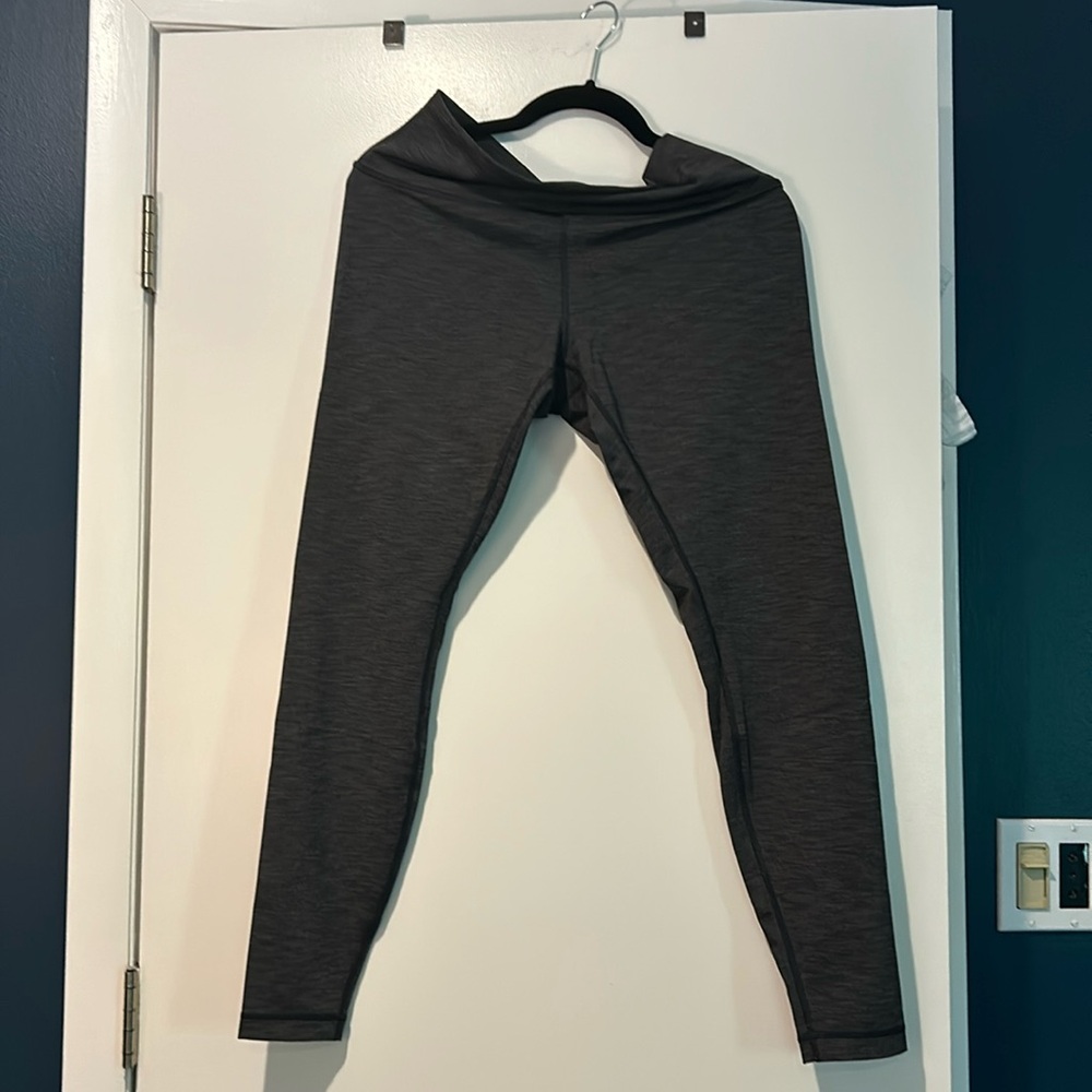 EUC Lululemon Mid-rise Gray Leggings Size 12